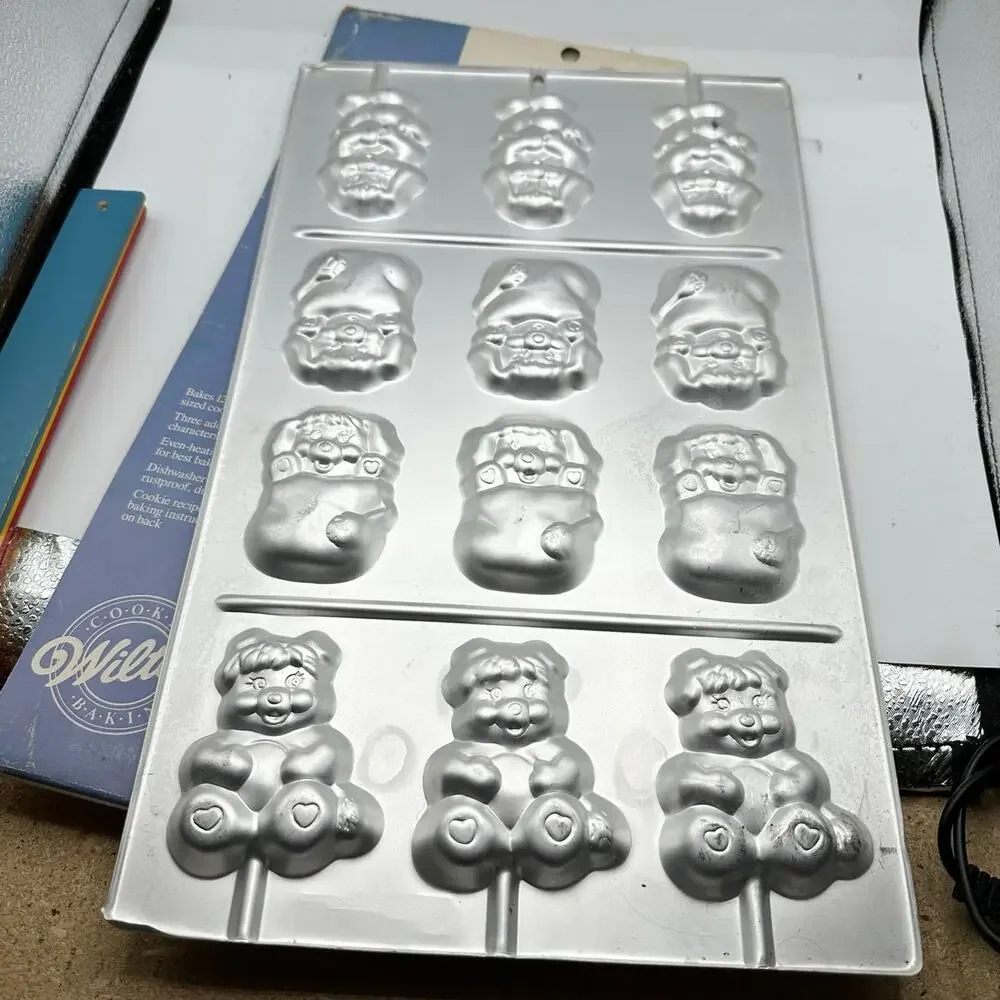Vintage Wilton Popples Cookie Candy Mold 80s